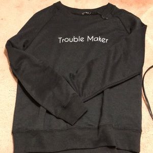 Sweater trouble maker